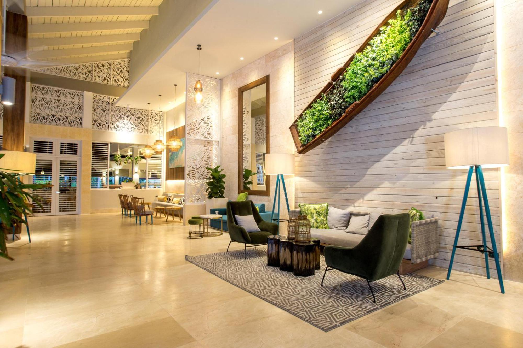 Vista Sol & Resort 4*
