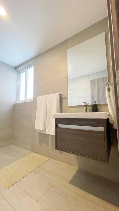 Beautiful Penthouse With Private Elevator In Hard Rock Golf